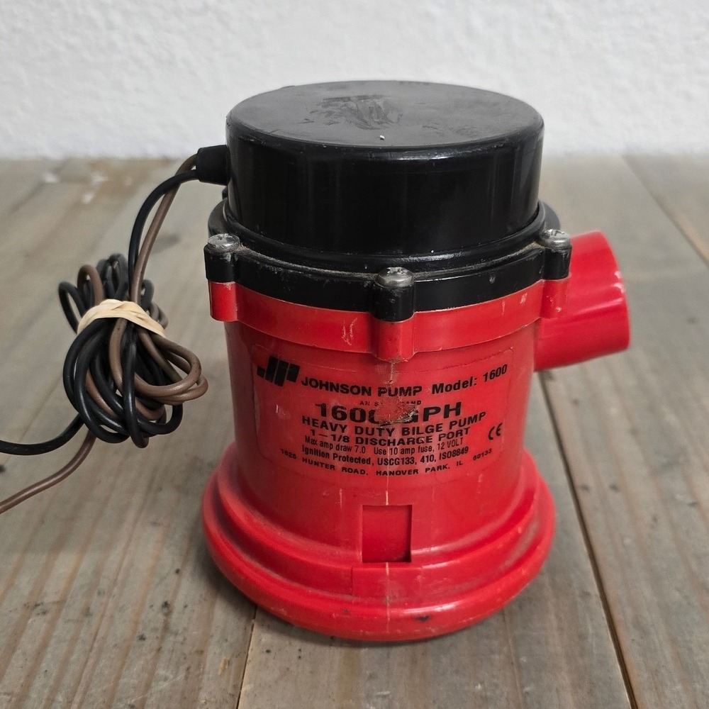 Johnson Pump Heavy Duty Bilge‎ Pump 1600 GPH Red 1-1/8" Port 12V